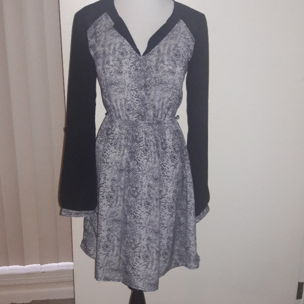 Snake skin printed flow dress